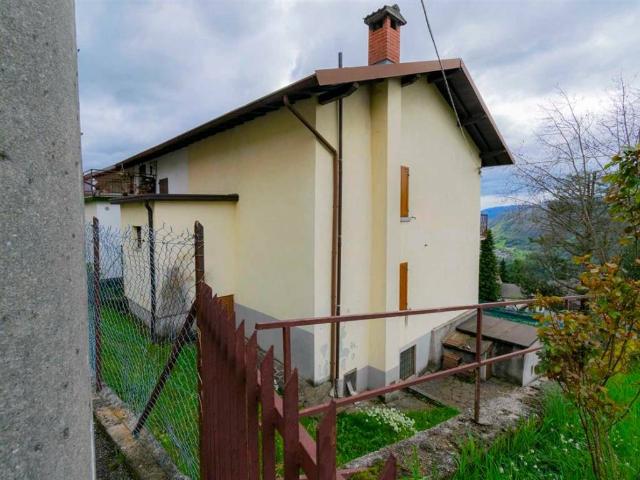 Casa indipendente in vendita a Costa Serina BG