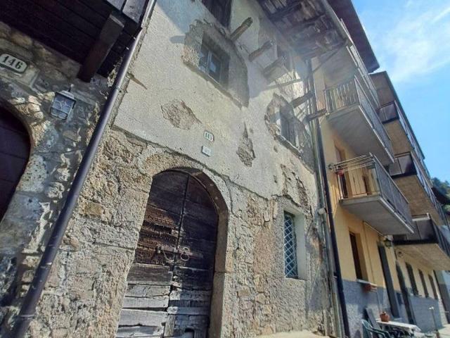 Casa indipendente in vendita a Costa Serina BG