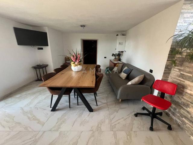 Casa indipendente in vendita a Costa Volpino BG