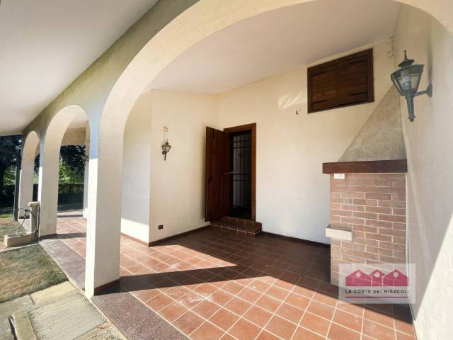 Casa indipendente in vendita a Costabissara VI