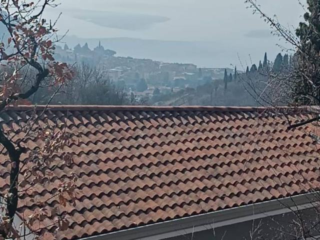 Casa indipendente in vendita a Costermano sul Garda VR