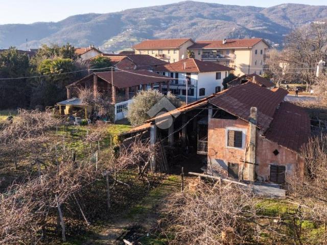 Casa indipendente in vendita a Costigliole Saluzzo CN