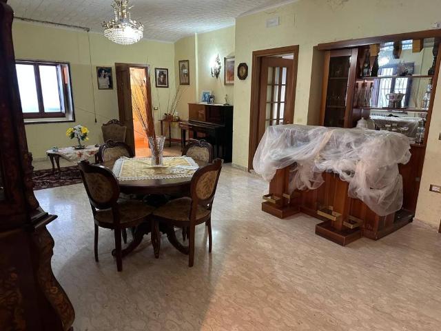 Casa indipendente in vendita a Catanzaro CZ