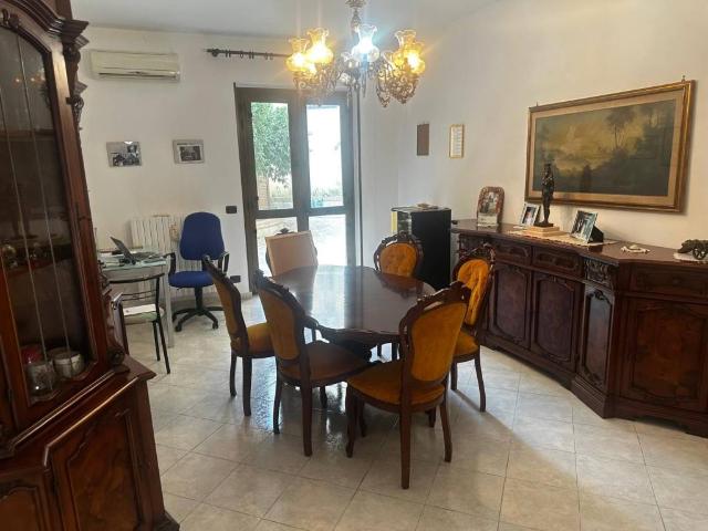 Casa indipendente in vendita a Catanzaro CZ