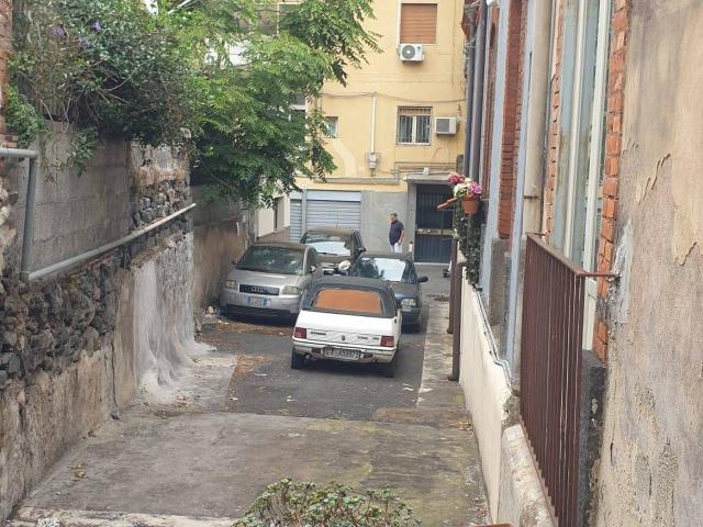 Casa indipendente in vendita a Catania