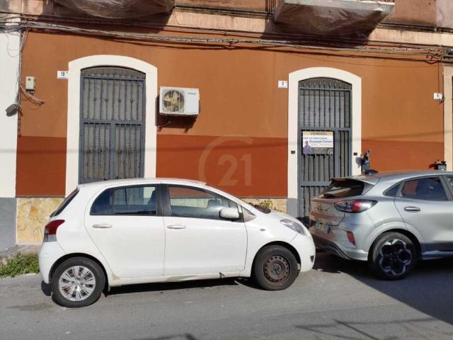 Casa indipendente in vendita a Catania via Trappeto, 8, Barriera