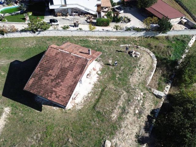 Casa indipendente in vendita a Catignano PE