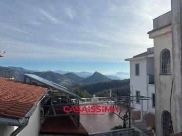 Casa indipendente in vendita a Cava de' Tirreni SA