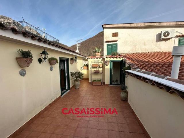 Casa indipendente in vendita a Cava de' Tirreni SA