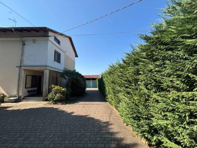 Casa indipendente in vendita a Cavaglià BI