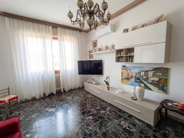 Casa indipendente in vendita a Cavarzere VE