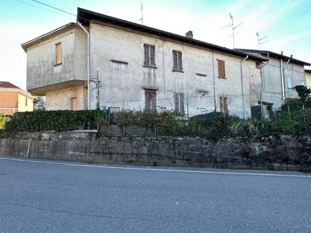 Casa indipendente in vendita a Cavaria con Premezzo VA