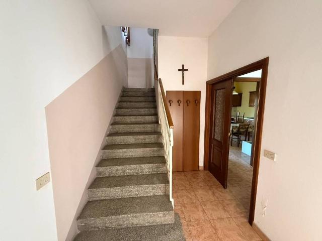 Casa indipendente in vendita a Cavaria con Premezzo VA