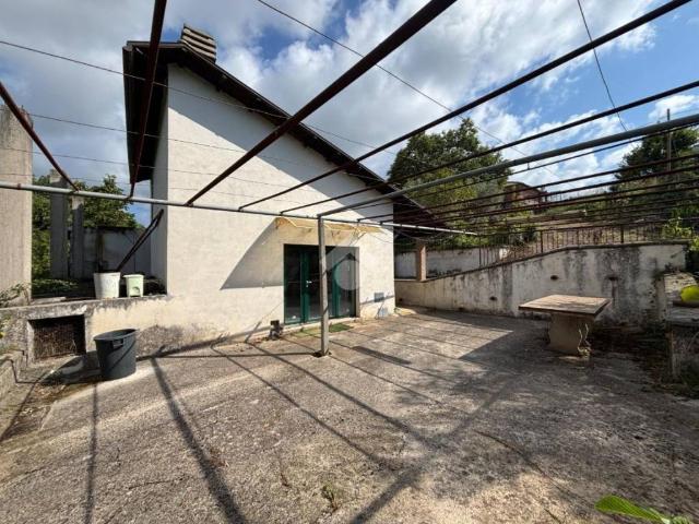 Casa indipendente in vendita a Cave RM