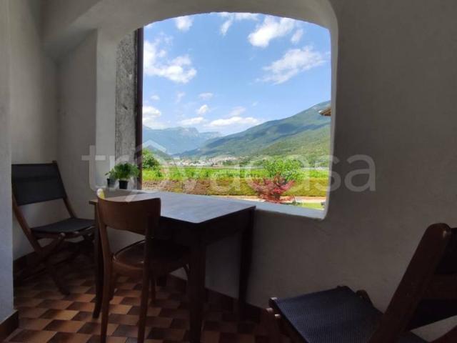 Casa indipendente in vendita a Cavedine piazza Giuseppe Verdi, 2, Brusino