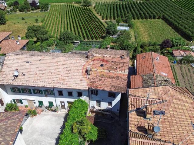 Casa indipendente in vendita a Cavedine TN