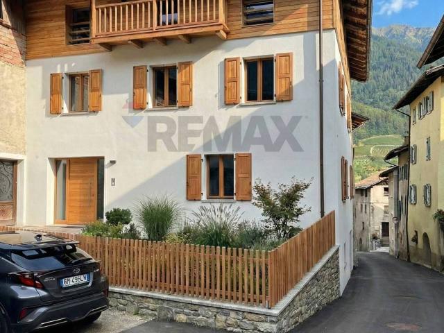 Casa indipendente in vendita a Cavizzana