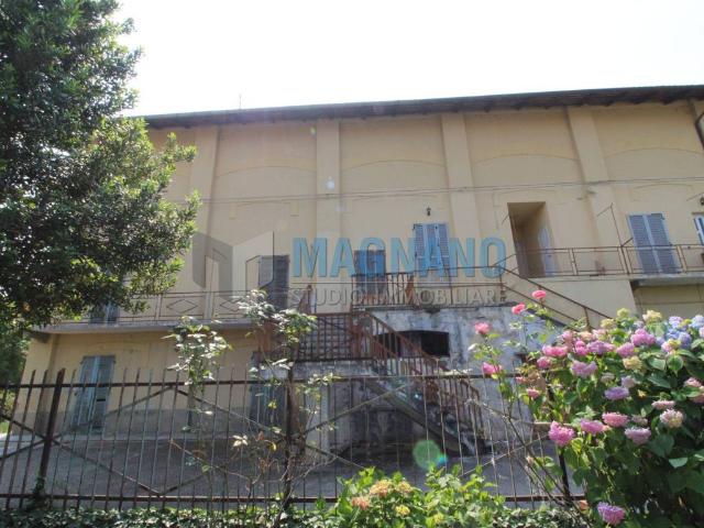 Casa indipendente in vendita a Cavour TO