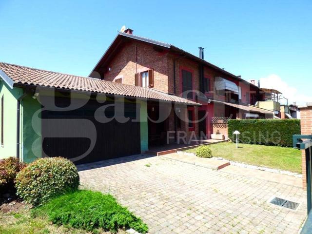 Casa indipendente in vendita a Cavour