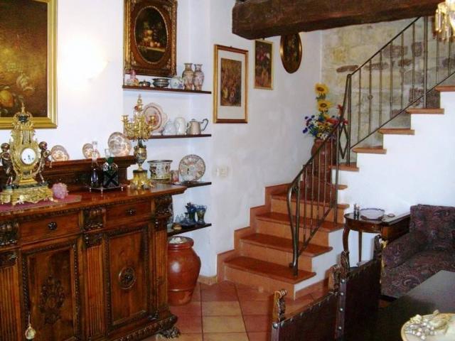 Casa indipendente in vendita a Cavriglia AR