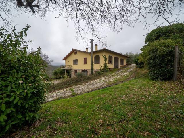 Casa indipendente in vendita a Cavriglia AR