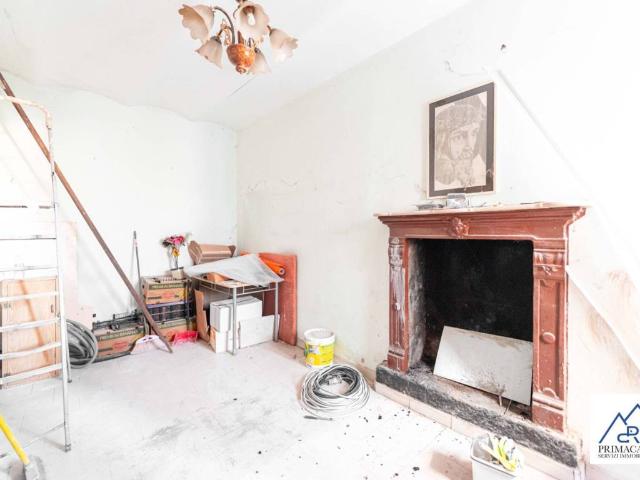 Casa indipendente in vendita a Cazzago Brabbia VA