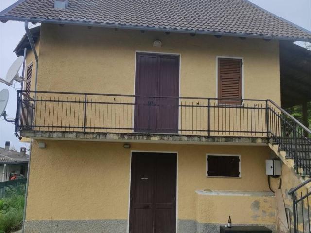 Casa indipendente in vendita a Cabella Ligure AL