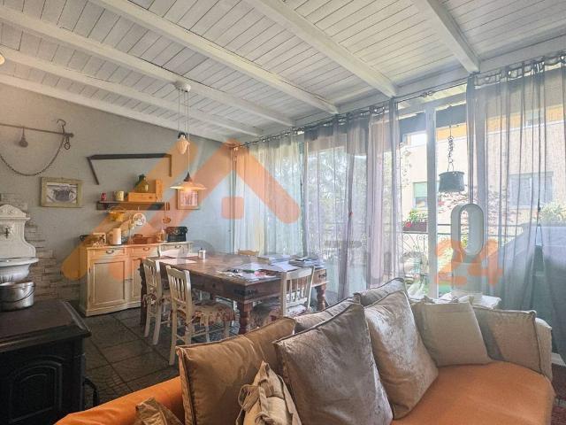 Casa indipendente in vendita a Cabiate CO