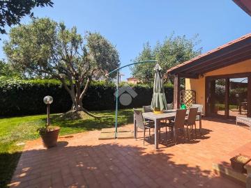 Casa indipendente in vendita a Cabras OR