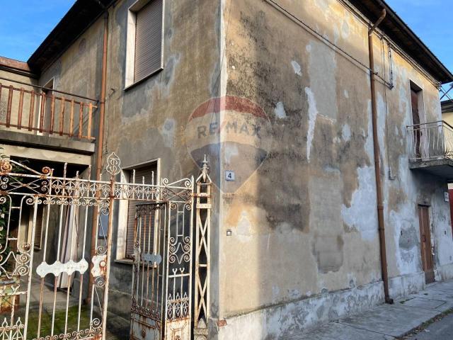 Casa indipendente in vendita a Cadeo