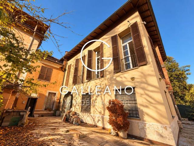 Casa indipendente in vendita a Cadegliano Viconago VA