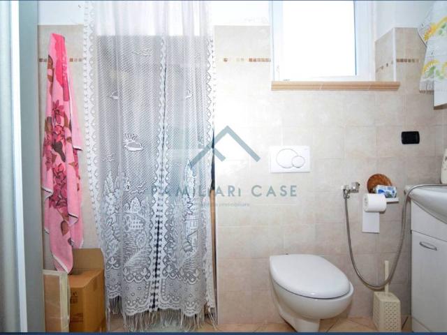 Casa indipendente in vendita a Cadegliano Viconago VA