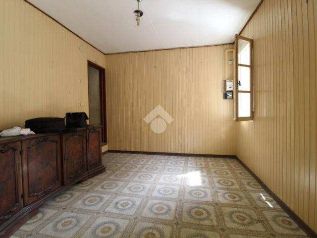 Casa indipendente in vendita a Cadelbosco di Sopra RE