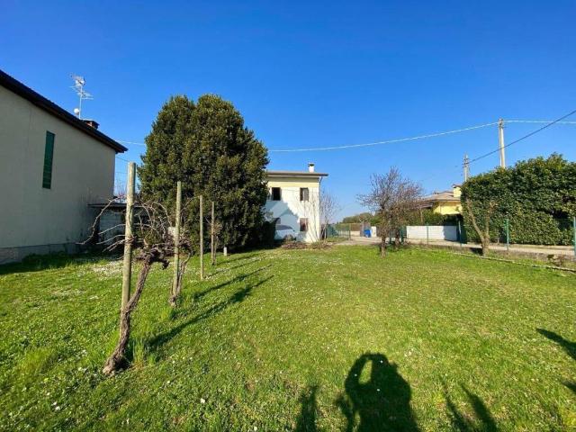 Casa indipendente in vendita a Caerano di San Marco TV