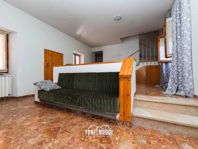 Casa indipendente in vendita a Cagli PU