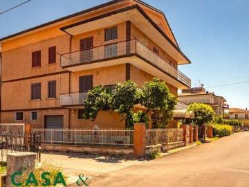 Appartamento in vendita a Caianello CE