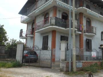 Casa indipendente in vendita a Caianello CE