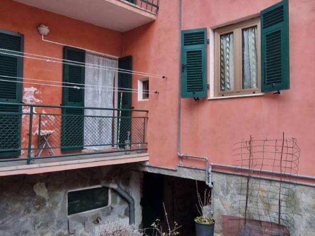 Casa indipendente in vendita a Cairo Montenotte SV