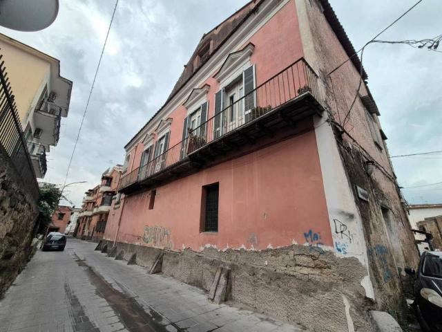 Casa indipendente in vendita a Caivano NA