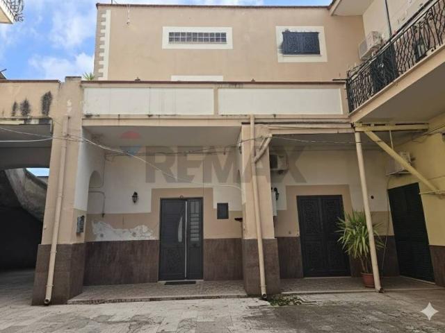 Casa indipendente in vendita a Caivano NA