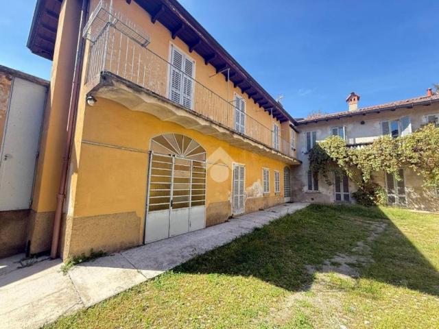 Casa indipendente in vendita a Calco LC