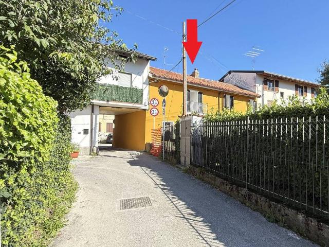 Casa indipendente in vendita a Calco LC