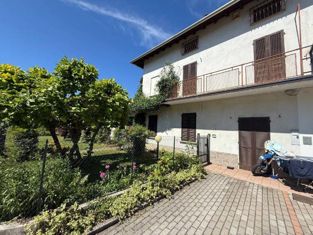Casa indipendente in vendita a Calco LC