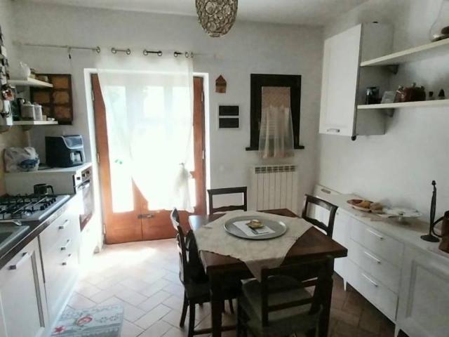 Casa indipendente in vendita a Calci PI