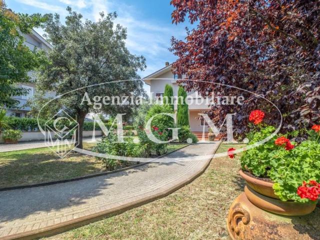Casa indipendente in vendita a Calcinaia PI
