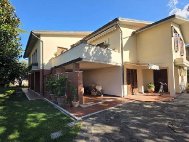 Casa indipendente in vendita a Calcinaia