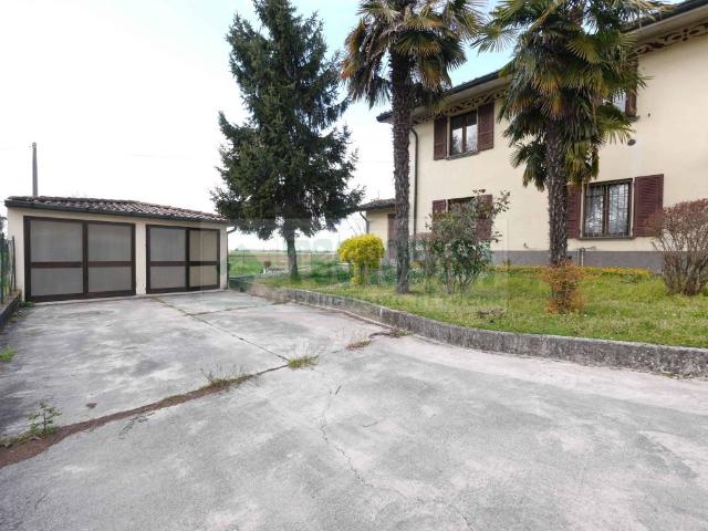 Casa indipendente in vendita a Calcio BG