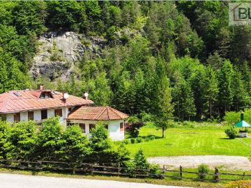 Casa indipendente in vendita a Calalzo di Cadore