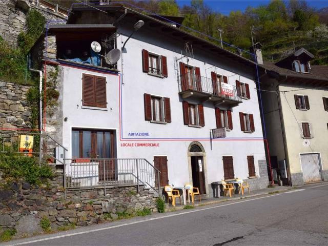 Casa indipendente in vendita a Calasca Castiglione VB