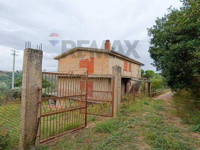 Casa indipendente in vendita a Calascibetta EN